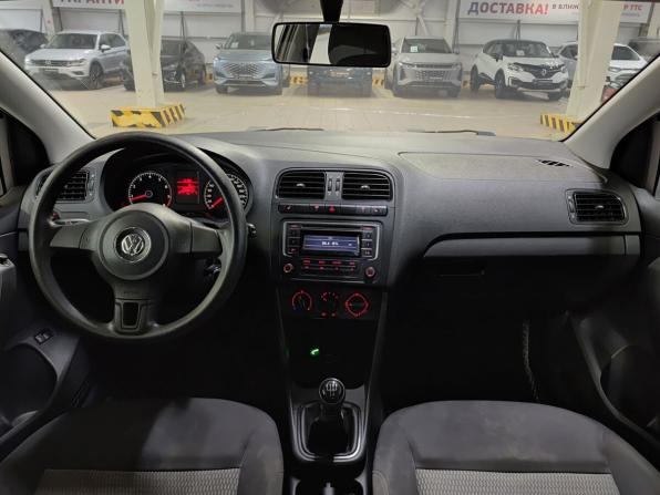 Volkswagen Polo V с пробегом 2013 года, цена 500 000 рублей, 290916 км, седан, Автокод Объявления