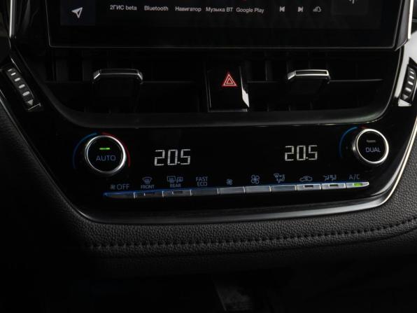 Toyota Corolla XII (E210) с пробегом 2020 года, цена 2 339 000 рублей, 49621 км, седан, Автокод Объявления