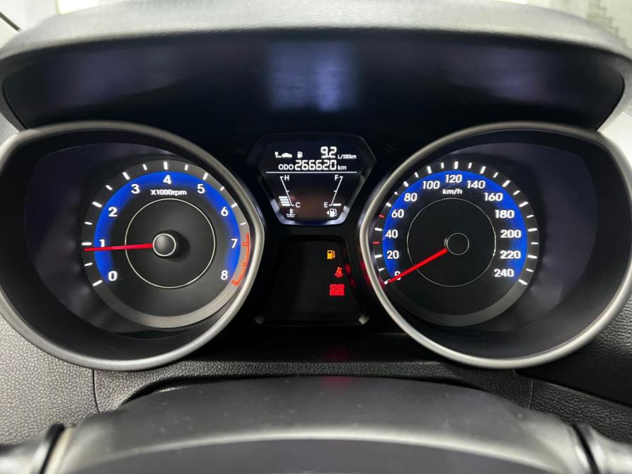 Hyundai Elantra V (MD) Казань  - изображение 13