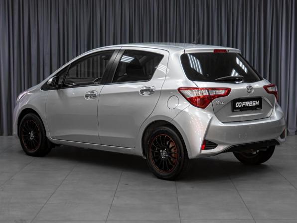 Toyota Vitz III (XP130) Рестайлинг 2 с пробегом 2018 года, цена 1 029 000 рублей, 111092 км, хэтчбек, Автокод Объявления