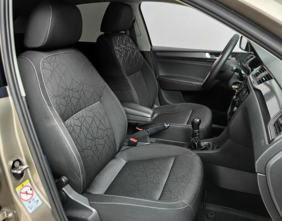 Skoda Rapid I Рестайлинг с пробегом 2019 года, цена 825 000 рублей, 236293 км, лифтбек, Автокод Объявления