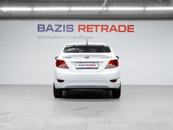 Hyundai Solaris I с пробегом 2014 года, цена 899 000 рублей, 101766 км, седан, Автокод Объявления