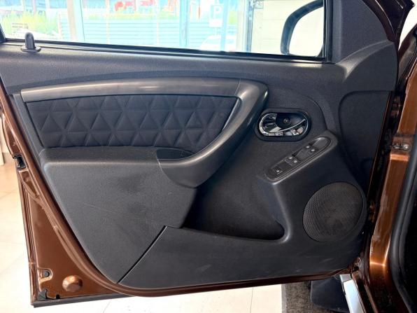Renault Duster I Рестайлинг с пробегом 2016 года, цена 865 130 рублей, 208250 км, внедорожник, Автокод Объявления