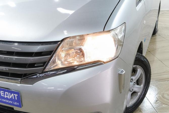 Nissan Serena IV (C26) с пробегом 2015 года, цена 1 129 000 рублей, 240000 км, минивэн, Автокод Объявления