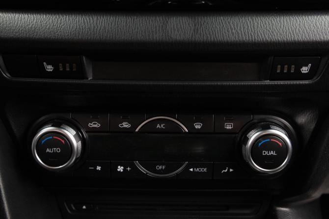 Mazda 3 III (BM) с пробегом 2014 года, цена 1 279 000 рублей, 253302 км, седан, Автокод Объявления