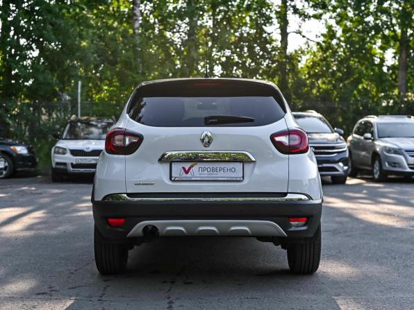 Renault Kaptur I с пробегом 2017 года, цена 1 180 000 рублей, 120506 км, внедорожник, Автокод Объявления