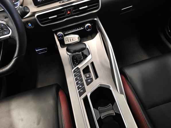 Geely Coolray I с пробегом 2023 года, цена 1 815 000 рублей, 55828 км, внедорожник, Автокод Объявления