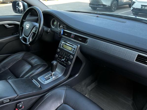 Volvo XC70 II с пробегом 2010 года, цена 1 595 000 рублей, 341171 км, универсал, Автокод Объявления