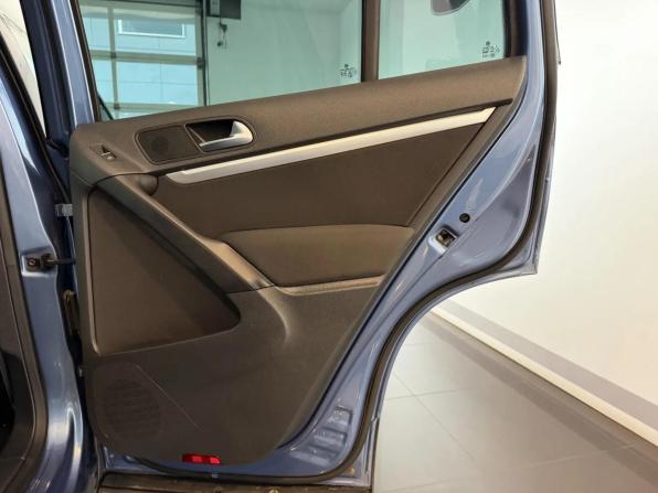 Volkswagen Tiguan I Рестайлинг с пробегом 2012 года, цена 1 040 000 рублей, 232041 км, внедорожник, Автокод Объявления