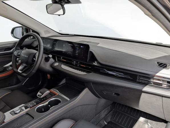 Omoda S5 с пробегом 2024 года, цена 1 800 000 рублей, 9180 км, седан, Автокод Объявления