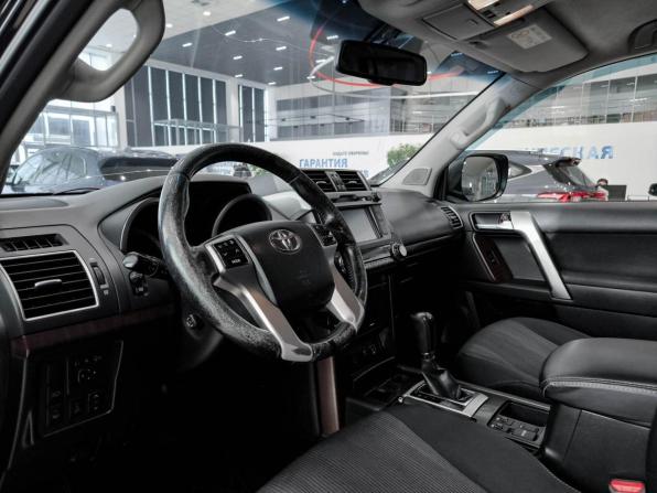 Toyota Land Cruiser Prado 150 Series Рестайлинг 1 с пробегом 2015 года, цена 2 550 000 рублей, 232001 км, внедорожник, Автокод Объявления