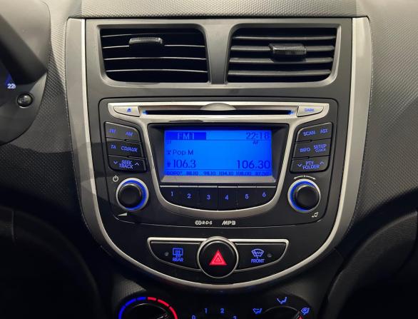 Hyundai Solaris I с пробегом 2012 года, цена 639 000 рублей, 153953 км, седан, Автокод Объявления