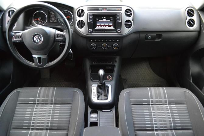 Volkswagen Tiguan I Рестайлинг с пробегом 2016 года, цена 1 800 000 рублей, 159019 км, внедорожник, Автокод Объявления