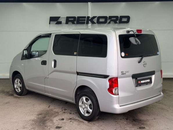 Nissan NV200 с пробегом 2018 года, цена 1 679 000 рублей, 115044 км, минивэн, Автокод Объявления