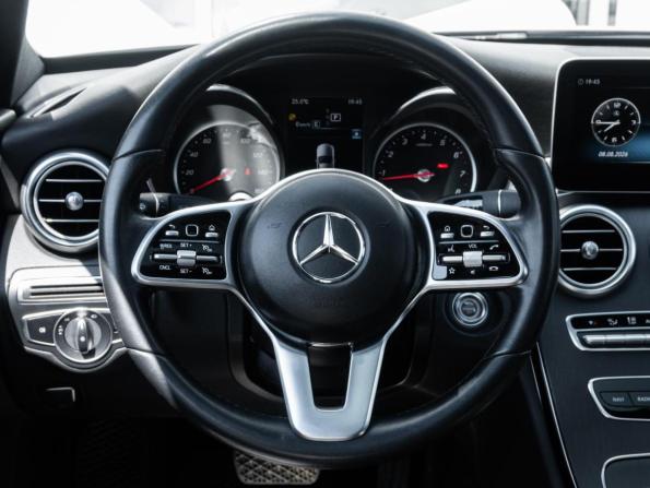 Mercedes-Benz C-Класс IV (W205) Рестайлинг с пробегом 2020 года, цена 3 465 000 рублей, 49421 км, седан, Автокод Объявления