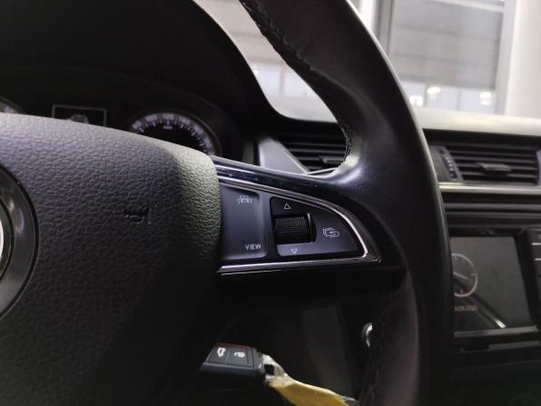 Skoda Rapid I Рестайлинг с пробегом 2019 года, цена 1 220 000 рублей, 104635 км, лифтбек, Автокод Объявления