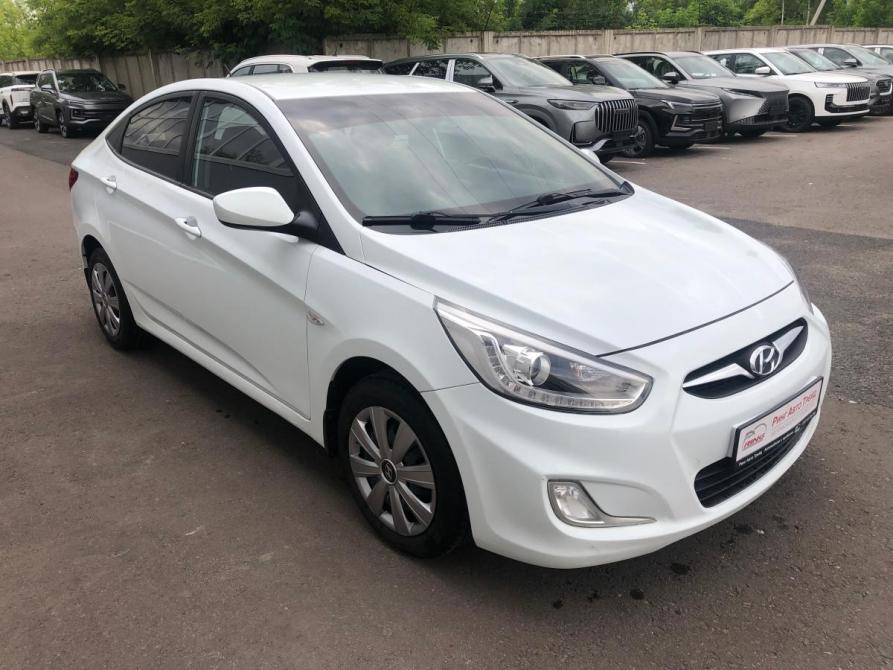 Hyundai Solaris I Курск  - изображение 7