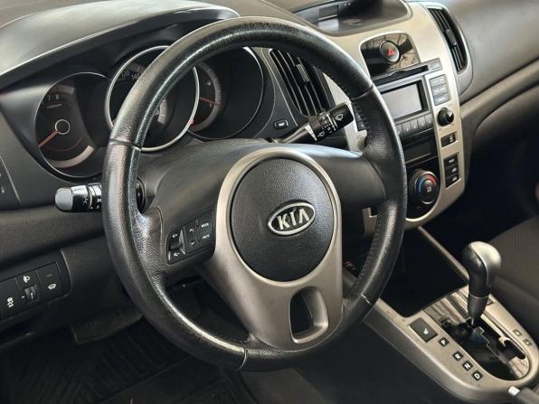 Kia Cerato II с пробегом 2009 года, цена 599 000 рублей, 189000 км, седан, Автокод Объявления