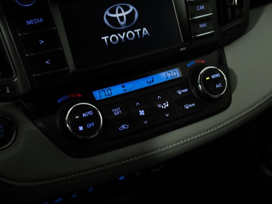 Toyota RAV4 IV (XA40) Рестайлинг Санкт-Петербург  - изображение 19