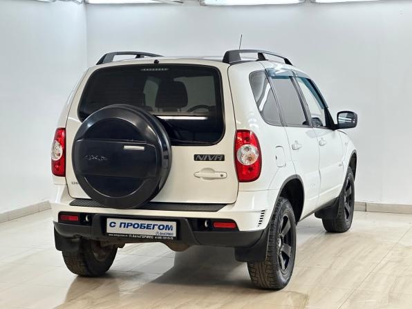 Chevrolet Niva I Рестайлинг с пробегом 2016 года, цена 680 000 рублей, 122959 км, внедорожник, Автокод Объявления