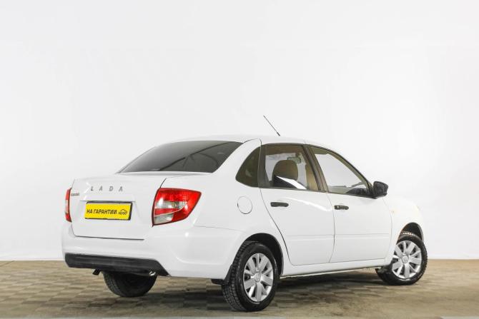 Lada (ВАЗ) Granta I Рестайлинг с пробегом 2019 года, цена 529 000 рублей, 322000 км, седан, Автокод Объявления