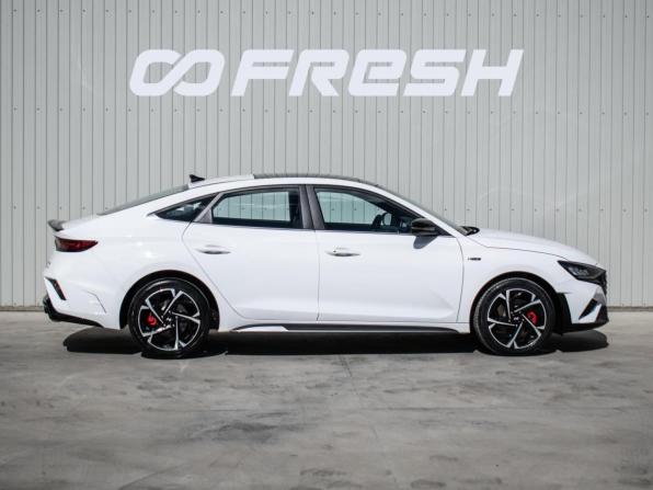 Hyundai Lafesta I Рестайлинг с пробегом 2025 года, цена 3 075 000 рублей, 25 км, седан, Автокод Объявления