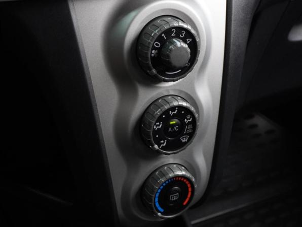 Toyota Yaris II с пробегом 2008 года, цена 679 000 рублей, 131792 км, хэтчбек, Автокод Объявления