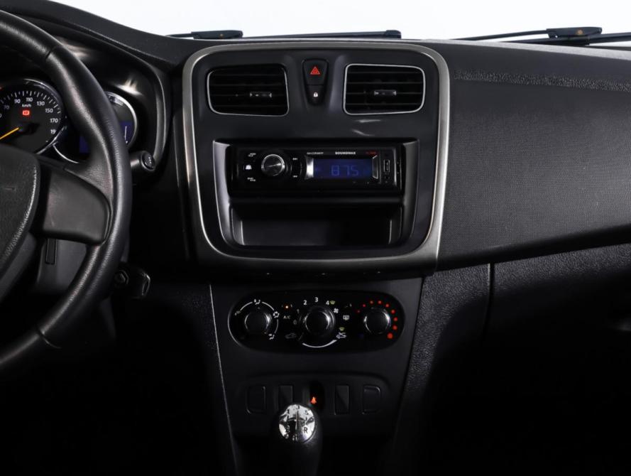 Renault Logan II Москва  - изображение 13