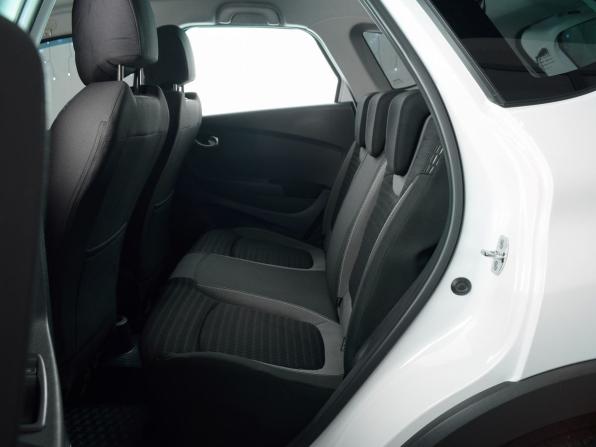 Renault Kaptur I с пробегом 2018 года, цена 1 349 999 рублей, 176255 км, внедорожник, Автокод Объявления