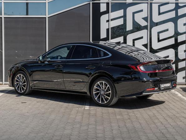 Hyundai Sonata VIII (DN8) с пробегом 2021 года, цена 3 074 000 рублей, 27734 км, седан, Автокод Объявления