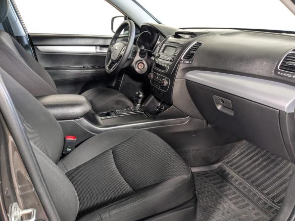 Kia Sorento II Рестайлинг с пробегом 2013 года, цена 1 684 900 рублей, 222000 км, внедорожник, Автокод Объявления