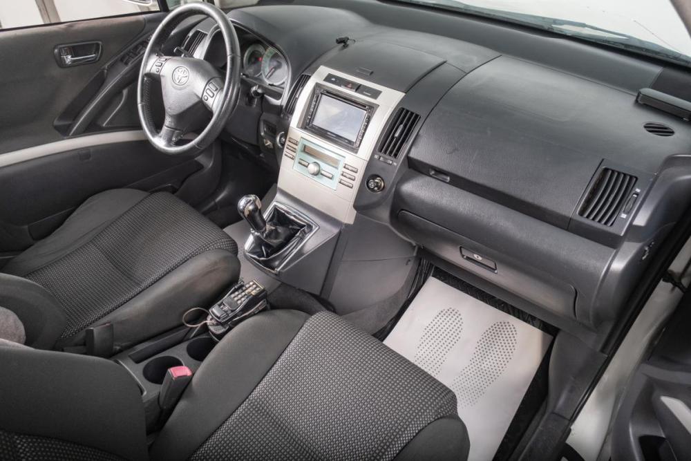 Toyota Corolla Verso I Рестайлинг Томск  - изображение 18