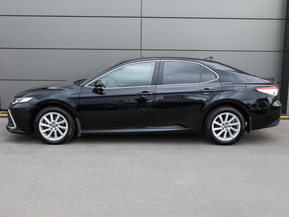 Toyota Camry VIII (XV70) Рестайлинг с пробегом 2021 года, цена 3 049 000 рублей, 61088 км, седан, Автокод Объявления