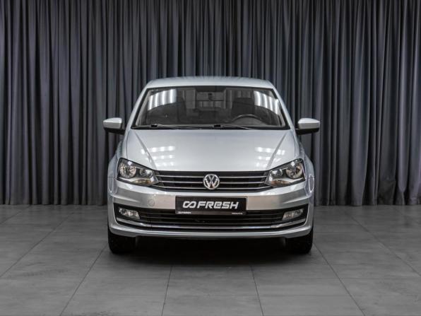 Volkswagen Polo V Рестайлинг с пробегом 2015 года, цена 899 000 рублей, 149206 км, седан, Автокод Объявления