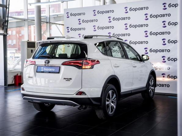 Toyota RAV4 IV (XA40) Рестайлинг с пробегом 2016 года, цена 2 235 000 рублей, 126670 км, внедорожник, Автокод Объявления