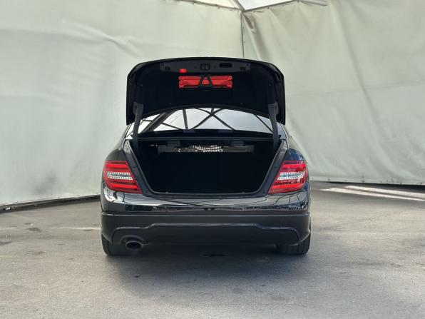 Mercedes-Benz C-Класс III (W204) Рестайлинг с пробегом 2012 года, цена 1 350 000 рублей, 207072 км, седан, Автокод Объявления