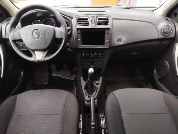 Renault Logan II с пробегом 2015 года, цена 599 000 рублей, 113511 км, седан, Автокод Объявления