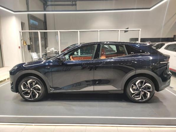 Новый Changan Deepal S07 I 2025 года, цена 5 356 900 рублей, внедорожник, Автокод Объявления