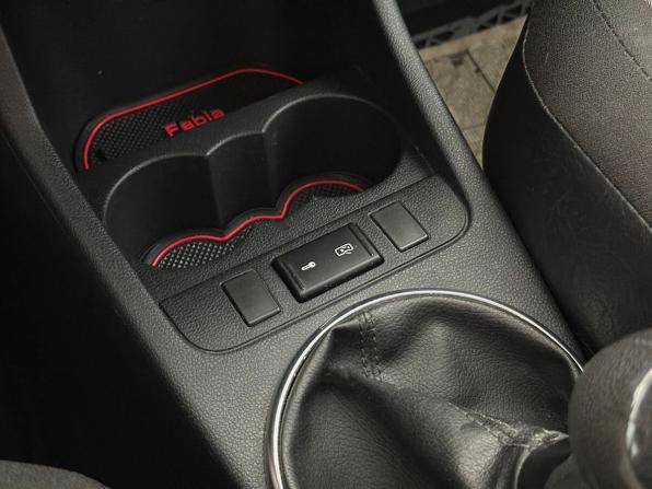 Skoda Fabia II Рестайлинг с пробегом 2012 года, цена 795 000 рублей, 81458 км, хэтчбек, Автокод Объявления