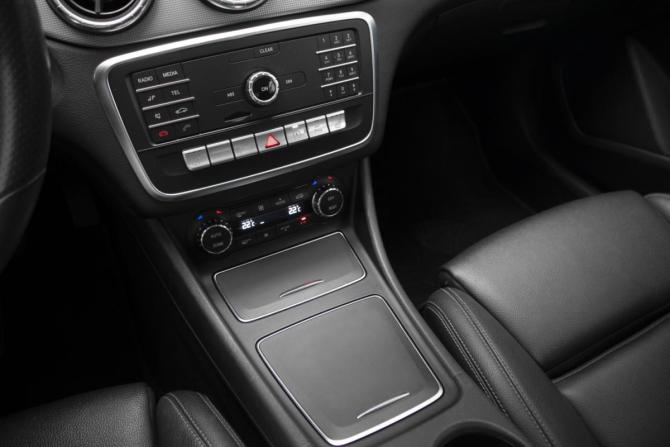 Mercedes-Benz CLA I (C117 X117) с пробегом 2016 года, цена 2 060 000 рублей, 101057 км, седан, Автокод Объявления