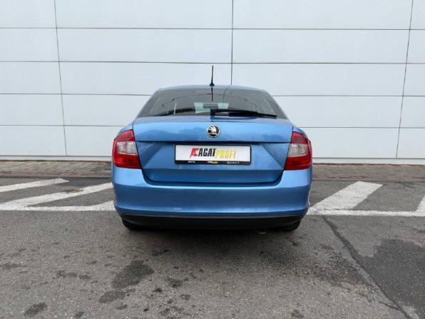 Skoda Rapid I с пробегом 2016 года, цена 880 000 рублей, 179311 км, лифтбек, Автокод Объявления