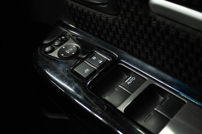 Honda Stepwgn V Рестайлинг с пробегом 2019 года, цена 3 049 000 рублей, 64408 км, минивэн, Автокод Объявления