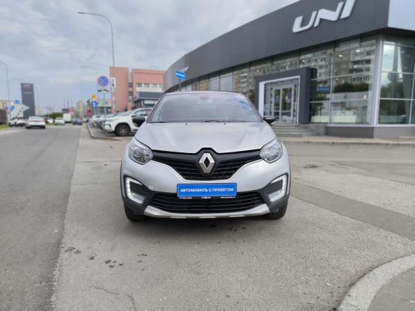 Renault Kaptur I с пробегом 2017 года, цена 1 200 000 рублей, 209915 км, внедорожник, Автокод Объявления