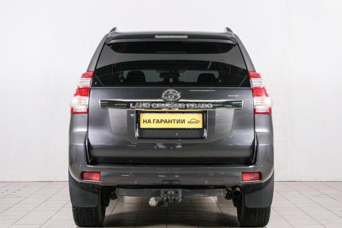 Toyota Land Cruiser Prado 150 Series Рестайлинг 1 с пробегом 2013 года, цена 3 799 000 рублей, 231000 км, внедорожник, Автокод Объявления