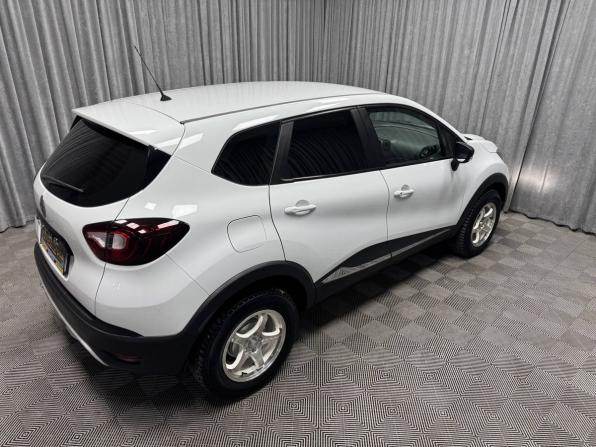 Renault Kaptur I с пробегом 2017 года, цена 1 320 000 рублей, 72306 км, внедорожник, Автокод Объявления
