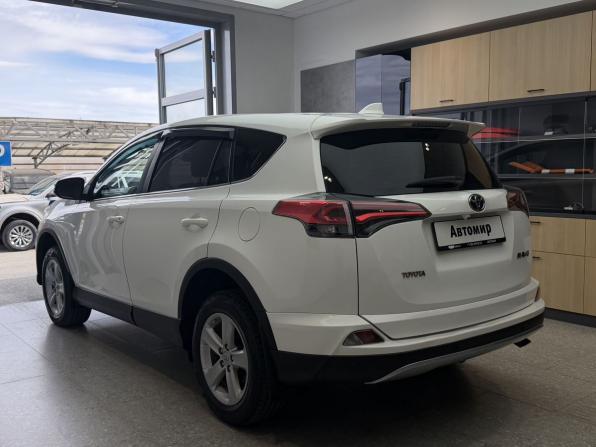 Toyota RAV4 IV (XA40) Рестайлинг с пробегом 2019 года, цена 2 300 000 рублей, 70665 км, внедорожник, Автокод Объявления
