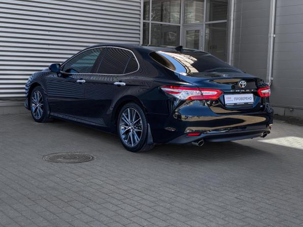 Toyota Camry VIII (XV70) Рестайлинг с пробегом 2023 года, цена 3 298 000 рублей, 27000 км, седан, Автокод Объявления