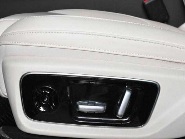 Li Auto (Lixiang) L7 I с пробегом 2023 года, цена 6 190 000 рублей, 44000 км, внедорожник, Автокод Объявления