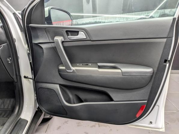 Kia Sportage IV Рестайлинг с пробегом 2021 года, цена 2 475 000 рублей, 68887 км, внедорожник, Автокод Объявления