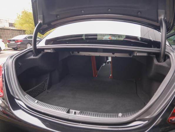 Mercedes-Benz C-Класс IV (W205) Рестайлинг с пробегом 2019 года, цена 3 499 000 рублей, 88491 км, седан, Автокод Объявления